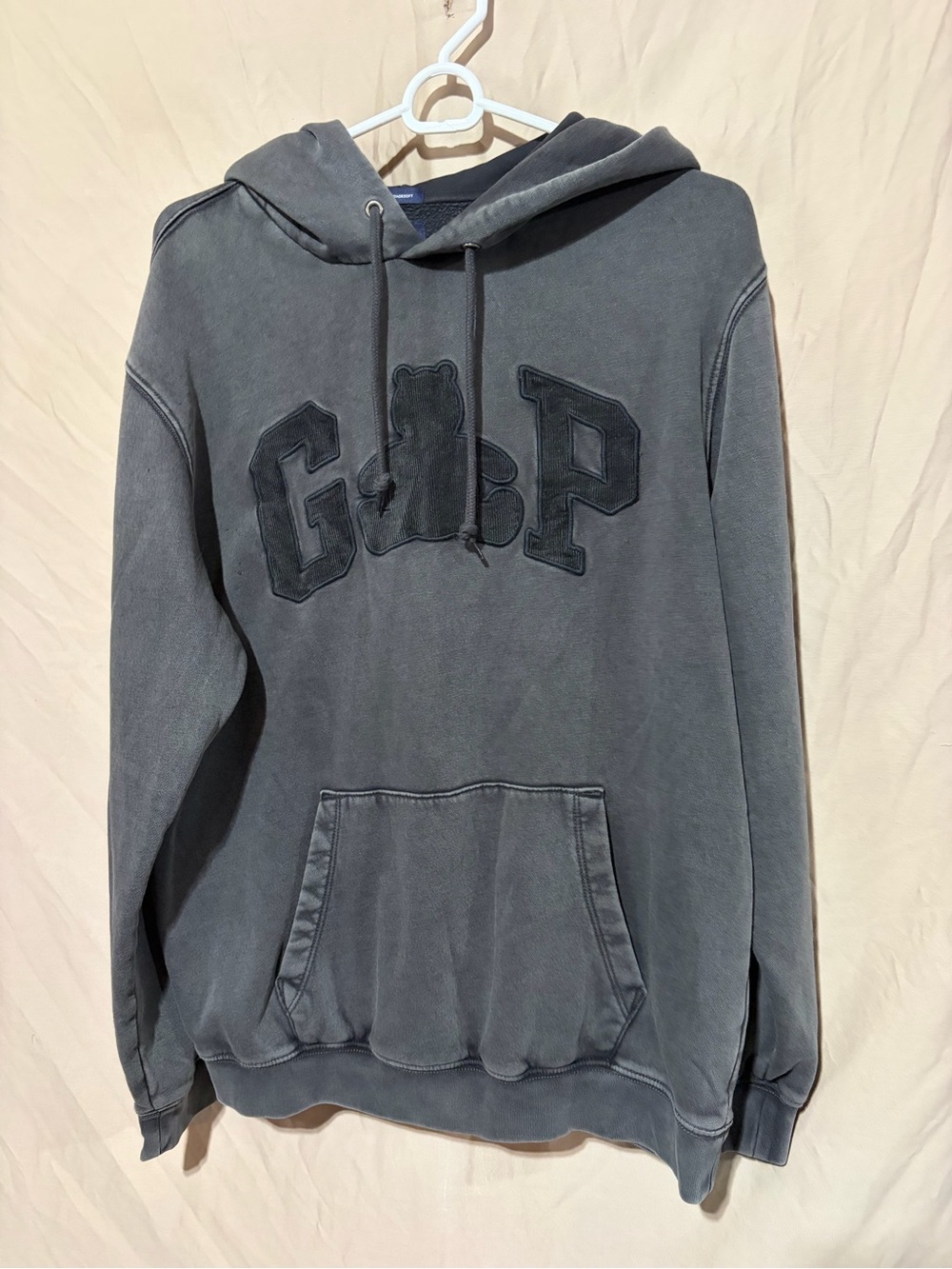 Gap sweatshirt